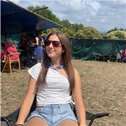 Alumna de bachillerato, con bastante experiencia en los estudios, ofrece clases particulares de cualquier materoa de la ESO